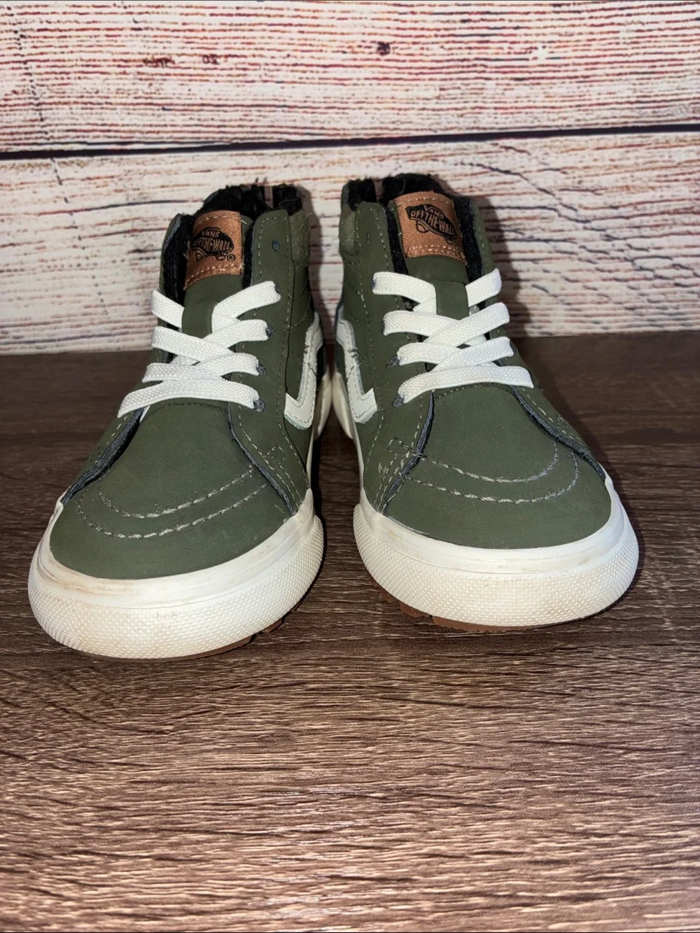 Vans Kids MTE Cold Weather Zip Back Shoes Boots Toddler Sz 8 Green Suede